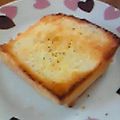 nomi52's cooksnap of when they made 簡単 de 美味しい☆ガーリックトースト.