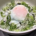 ゆうゆー☆'s cooksnap of when they made 昼の時短こどんぶり☆簡単！じゃこ温玉丼.