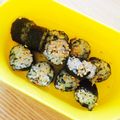 春ひなた's cooksnap of when they made モロヘイヤとゆかりの海苔巻き★幼児食.