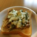 ちゃとP's cooksnap of when they made かんたん朝ご飯♡オクラ納豆チーズトースト.