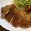 タムトン's cooksnap of when they made 生姜焼き用のお肉で★しそチーズとんかつ.