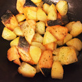 クックGDRNXC☆'s cooksnap of when they made 青のり香る鮭じゃが炒め.