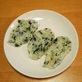シナモシナモ's cooksnap of when they made 小松菜としらすのおやき.