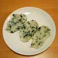 シナモシナモ's cooksnap of when they made 小松菜としらすのおやき.