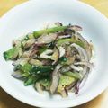 chirochan☆'s cooksnap of when they made レッドオニオンときゅうりのごまポン酢和え.