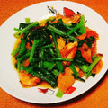 のぞきぱんだ's cooksnap of when they made 小松菜と鮭のオリーブオイル炒め.