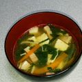 〜お鶴〜's cooksnap of when they made モロヘイヤとベーコンのコンソメスープ*.