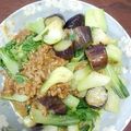 ★みほちゃん★'s cooksnap of when they made ***青梗菜と茄子の挽肉炒め***.