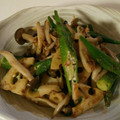 クックP9QB17☆'s cooksnap of when they made オクラとれんこんのバターしょう油炒め.