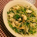 orsino's cooksnap of when they made 超簡単☆鶏胸肉と豆苗の塩こんぶ和え.