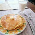 LIZ♪'s cooksnap of when they made ふわんふわん♪しっとりパンケーキ.