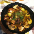 コハダちゃん's cooksnap of when they made 超簡単♡BBQにも！タコと茸のアヒージョ.