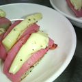ヨメHunch's cooksnap of when they made チーズかまぼこ.