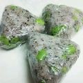 カナン★'s cooksnap of when they made これは美味しい！黒すりごまで酢にぎり♪.