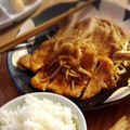 yucha10191's cooksnap of when they made 黒酢と粗挽き胡椒の生姜焼き.