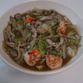 すーさんほのちゃん's cooksnap of when they made レタスときのこ、えびの塩とろみ炒め.