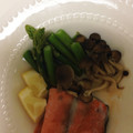 ぱぱろあ's cooksnap of when they made レンジで簡単秋シャケときのこの包み焼き.