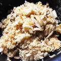 utaco00419's cooksnap of when they made 秋鮭としめじの炊き込みご飯.