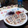 クックN19ZON☆'s cooksnap of when they made 簡単！キャラ弁当☆しょくぱんまんサンド☆.