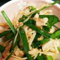 ハチ8コロ8's cooksnap of when they made 疲労回復副菜！えのきとニラのキムチ和え.
