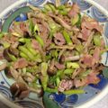 るんクック's cooksnap of when they made アスパラとしめじのベーコンバター炒め.