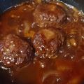 hiroちゃんです's cooksnap of when they made 簡単煮込みハンバーグ.
