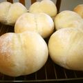 かえるぷりん's cooksnap of when they made ブレッツェン（ハイジの白パン）.
