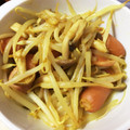 ごふぁんだ's cooksnap of when they made もやしとウィンナーのカレー炒め.