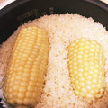 maumamma's cooksnap of when they made 炊飯器で蒸しとうもろこし.