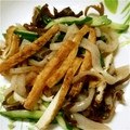 トムラウシ's cooksnap of when they made きくらげ・糸蒟蒻と炙りうす揚げの酢の物♪.
