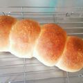 ★都萌★'s cooksnap of when they made 簡単♪粉ミルクdeミルクちぎりパン！.
