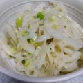 Rererechan's cooksnap of when they made 蓮と長ネギのピリッとマリネ♫.