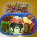 aki178aki's cooksnap of when they made 幼稚園キャラ弁☆ジュウオウゴリラ.