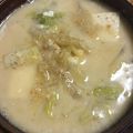 syrup127g's cooksnap of when they made 豆腐・白菜・味噌・ゴマ・豆乳スープ.
