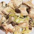 yu__ma's cooksnap of when they made 鶏むねときのこのチーズ炒め＋梅.