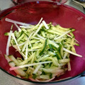 六弥えり's cooksnap of when they made きゅうりとネギの中華風サラダ.