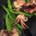 mu14578's cooksnap of when they made いかとししとうのしょうが焼き.
