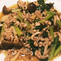 ★海老庵★'s cooksnap of when they made 小松菜としめじの肉そぼろ炒め♪.