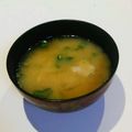 旦那は皿洗い's cooksnap of when they made じゃがいもと玉ねぎのお味噌汁.