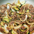 ピンキーsaya's cooksnap of when they made 牛肉とズッキーニのオイスターソース炒め.