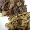 パパの手料理☆'s cooksnap of when they made 簡単：牛肉としめじのガーリック炒め.