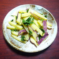 かこ☆かっちゃん's cooksnap of when they made さつまいもとセロリの葉塩炒め.