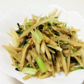 やのゆみ's cooksnap of when they made ごぼうとセロリの葉のバター炒め.