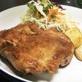 y2uco's cooksnap of when they made ⭐鳥ももバルサミコ酢ステーキ⭐.