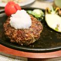 ちゃんねるゆみ's cooksnap of when they made あらびき牛肉100%☆ハンバーグ.
