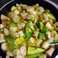 サイチョン's cooksnap of when they made 簡単アヒージョ〜エビ・アボカド〜.