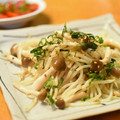 mimi☆ko's cooksnap of when they made しめじとモヤシの胡麻油炒め.