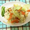 メイジももんじゃ's cooksnap of when they made 鶏むね肉とキャベツの野菜たっぷり野菜炒め.