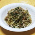 mocomoco♪'s cooksnap of when they made 洗い物無し。レンジでツナ焼きそば.