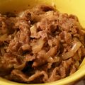 クックVNSB48☆'s cooksnap of when they made すき焼きタレを使った簡単な絶品牛丼.